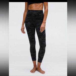 lululemon Align™ High-Rise
Pant 25" size 14 NWT Black Camo